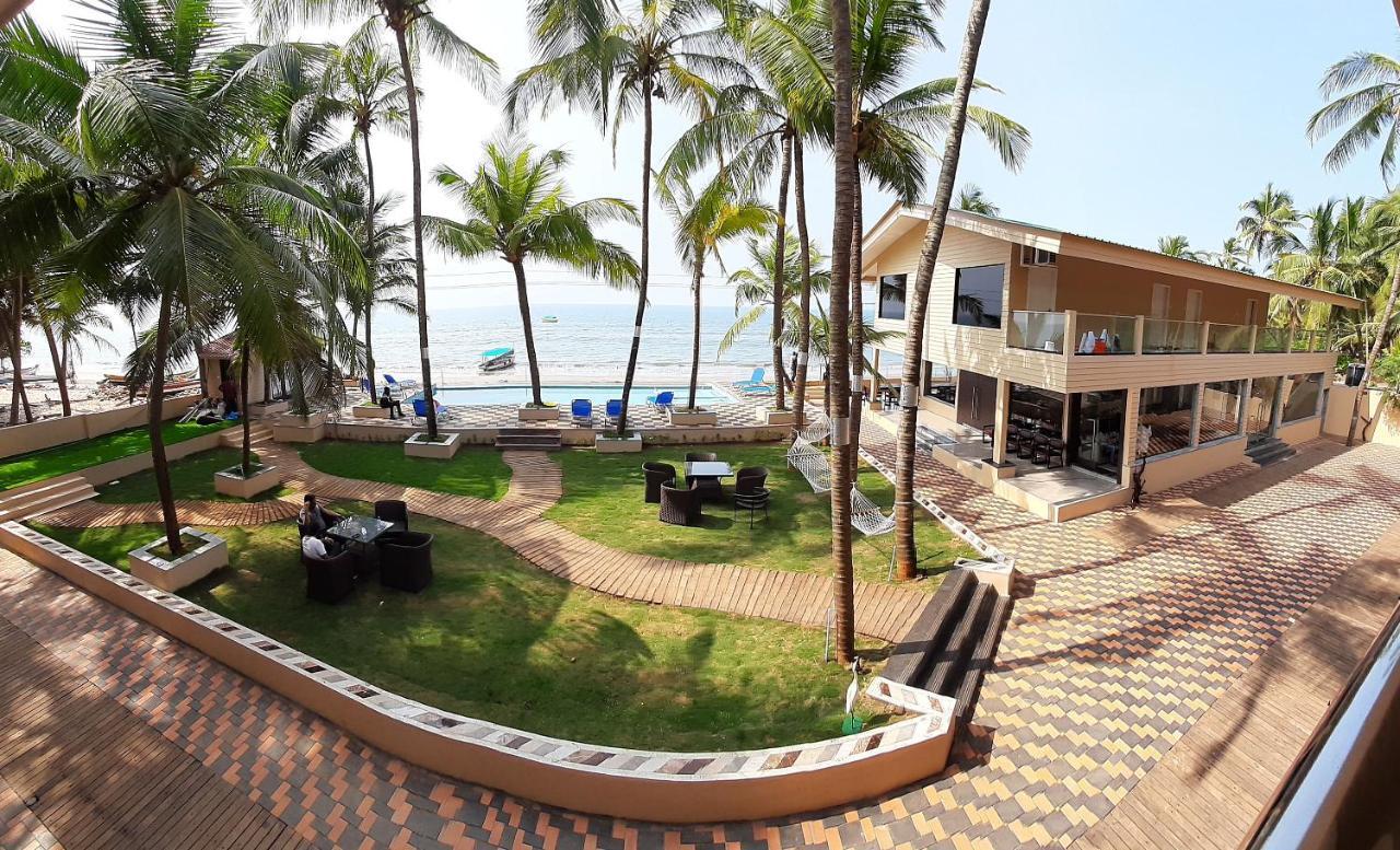 The Windmill Resorts Mālvan Екстериор снимка